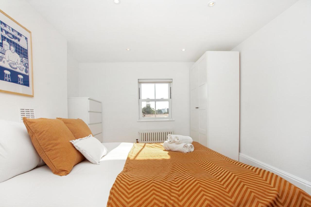 Apartament Bright, Stylish & Cosy 3-Bed Flat Near Mile End Londyn Zewnętrze zdjęcie